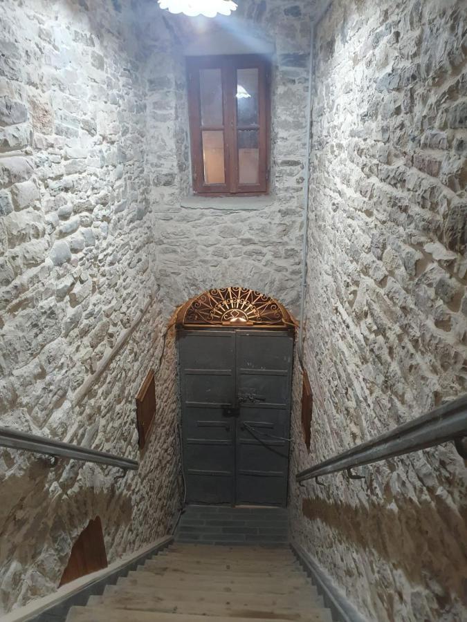Santa Room-Old Bazaar Center-Gjirokaster Luaran gambar