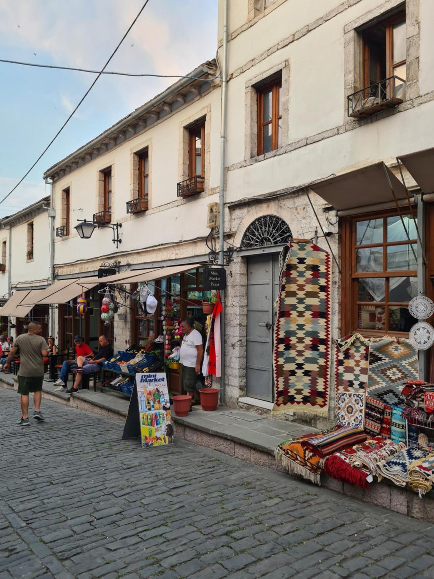 Santa Room-Old Bazaar Center-Gjirokaster Luaran gambar